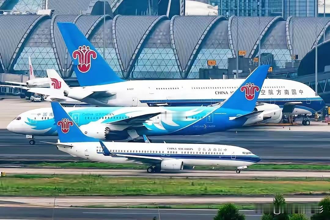 中国五大航空公司，差距太大了！这就是赤裸裸的现实！最赚钱的航空公司，一年净赚8.
