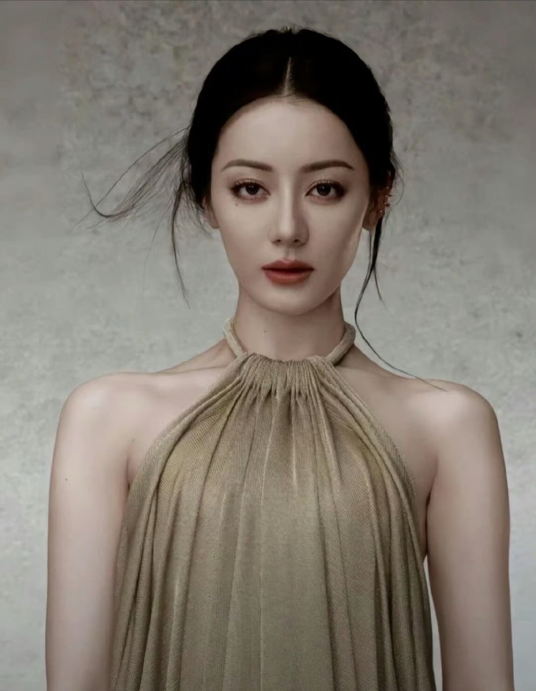 我天哪，真的好像啊，果然美女都是有相似点的