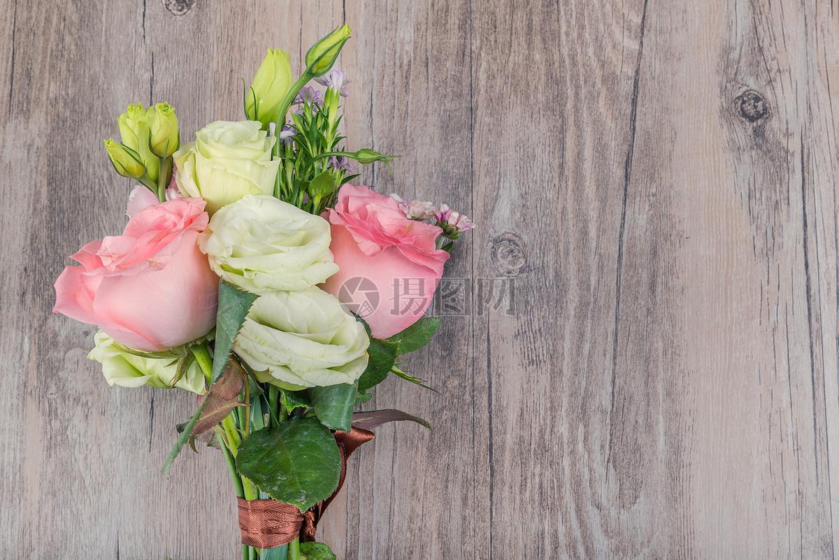 说到“真正的爱”，真的是一门“深奥的学问”啊！很多人都以为爱就是那种甜蜜蜜、牵手