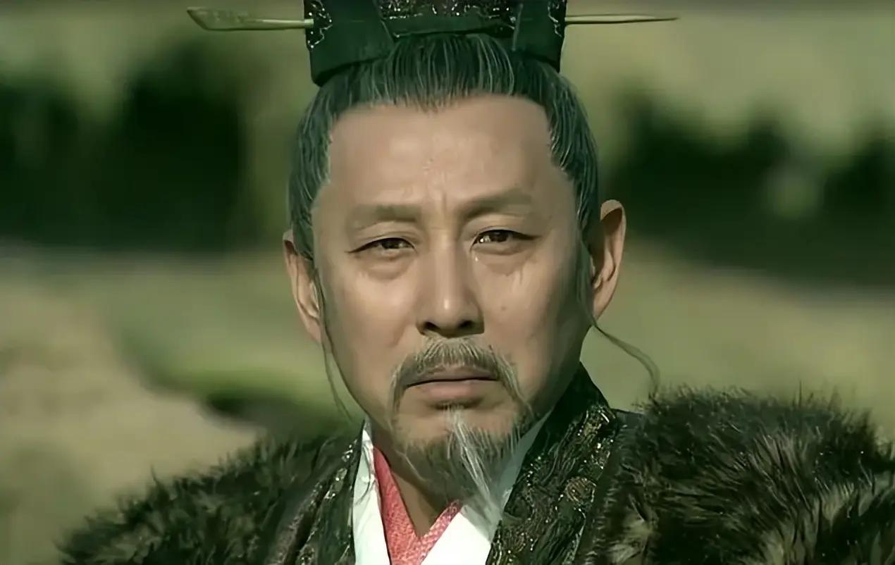 刘邦当皇帝后，为了避免他爹下跪，刘邦想了一招，后世沿用2000年说起刘邦，大家