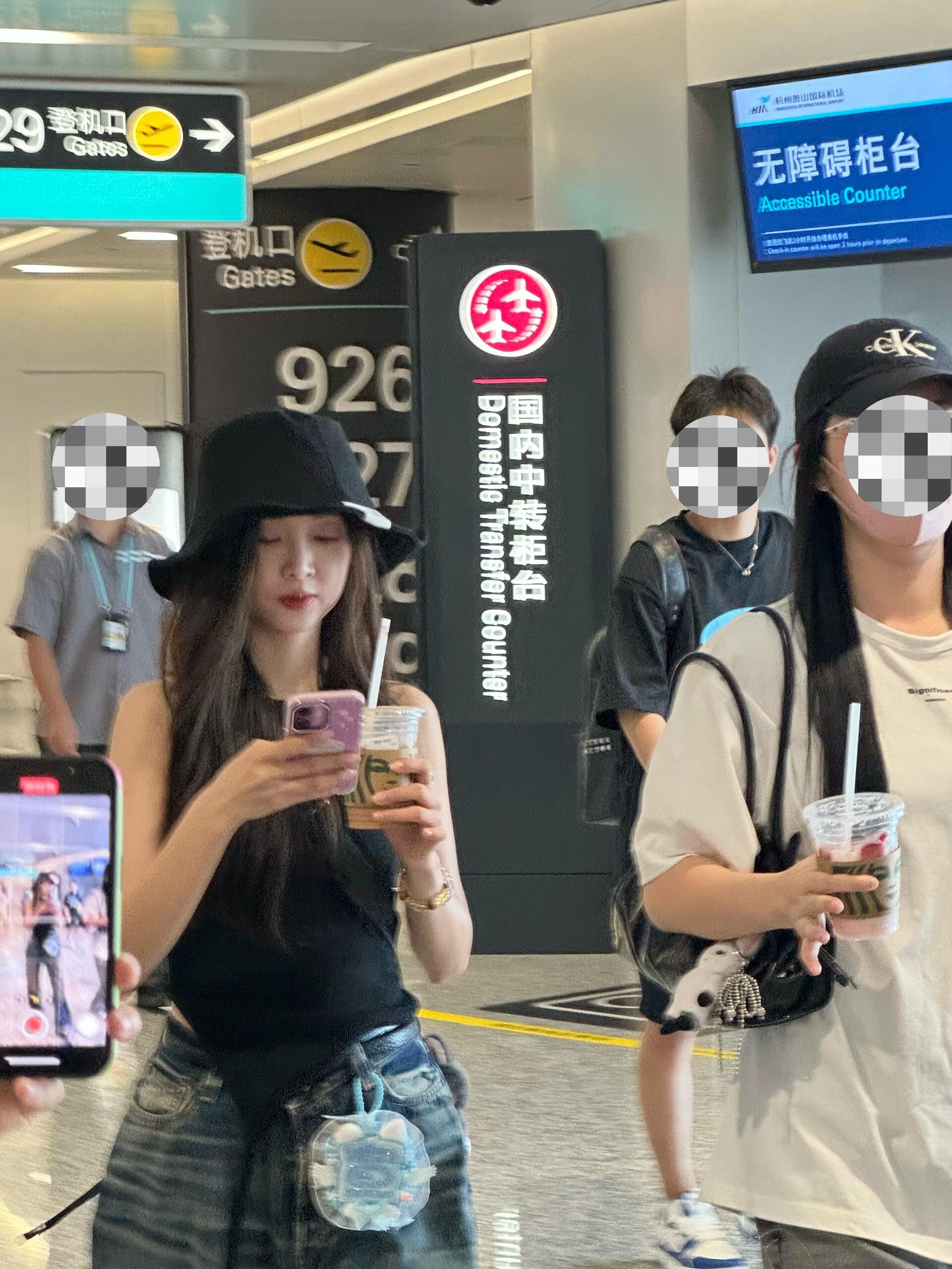 吴宣仪wxy吴宣仪有戏刷到个机场偶遇拍路人拍的生图​​​