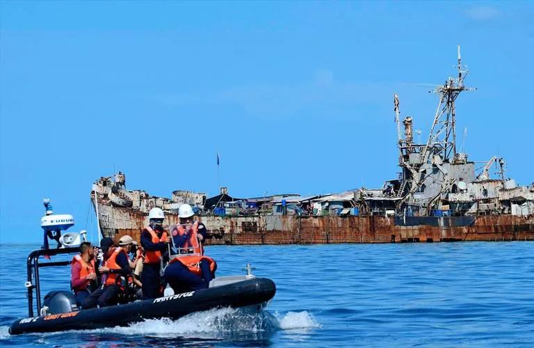 根据中国海警和多家媒体发布的消息，事情发生在2026年2月16号，地点就在咱们中