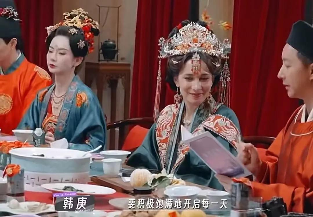 韩庚说卢靖姗每次都是能量满满，而且给他带来很多的活力和能量，自己也变得越来越好的