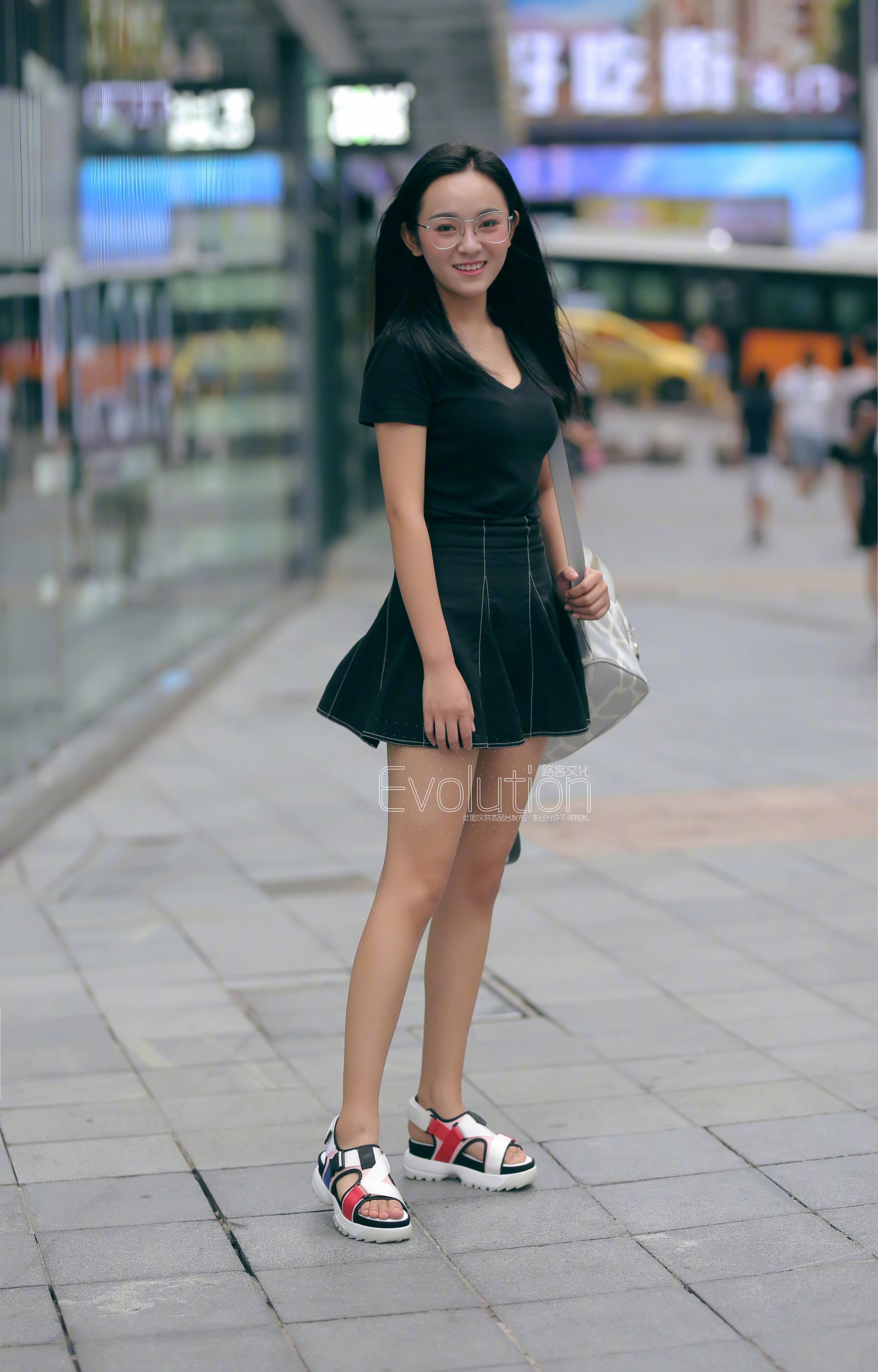 小姐姐笑得好开心​​​