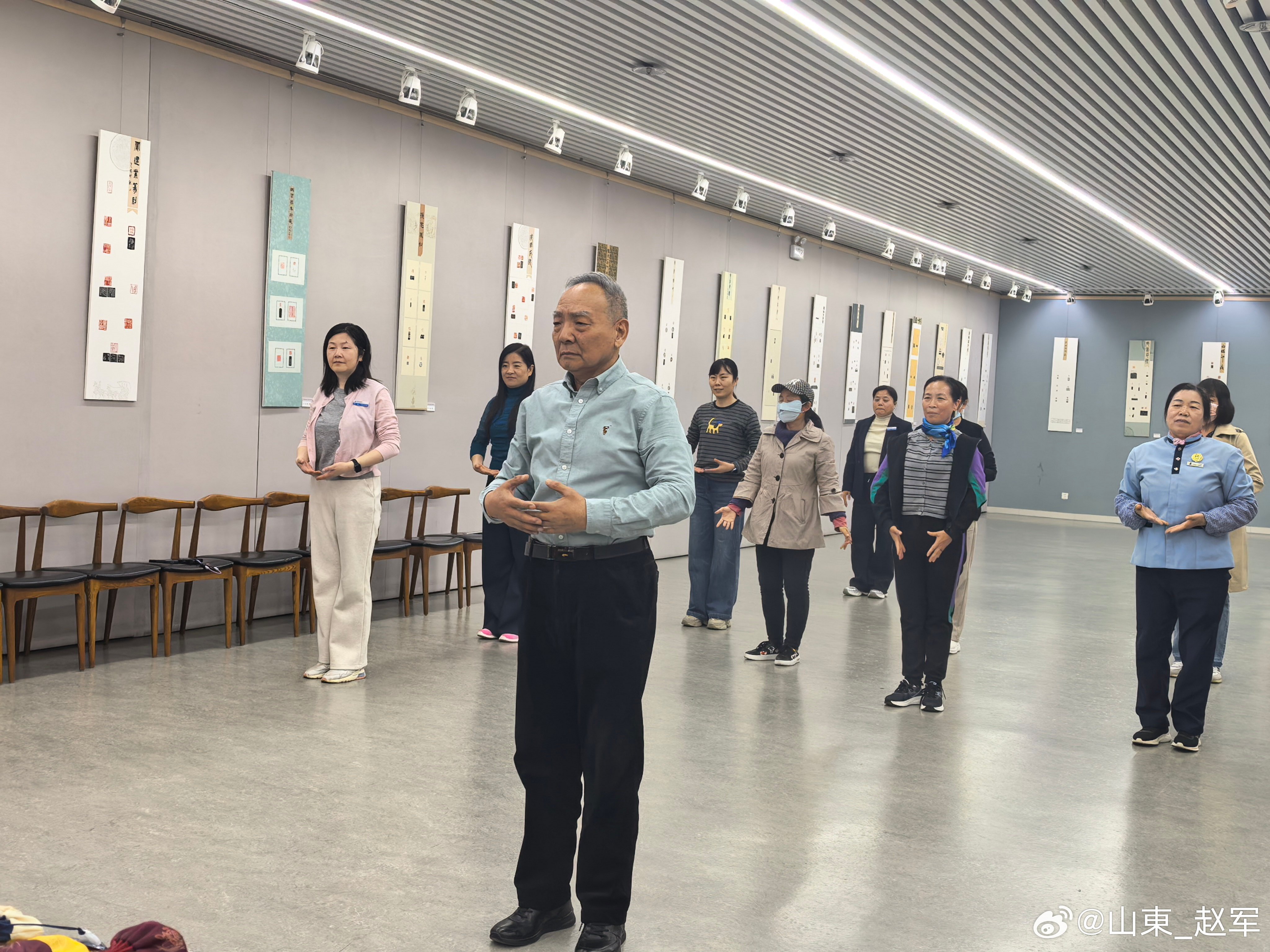 中医最厉害的从来不是某味神药、某个秘方、某根银针、那些都是枝叶。真正厉害的是看不