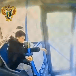 被没头脑和不高兴同时附体了？