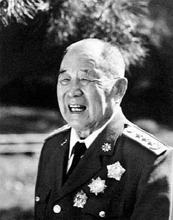 70年70年李德生被急召回京，毛主席亲自接见：你来当军区司令吧“12月19日下