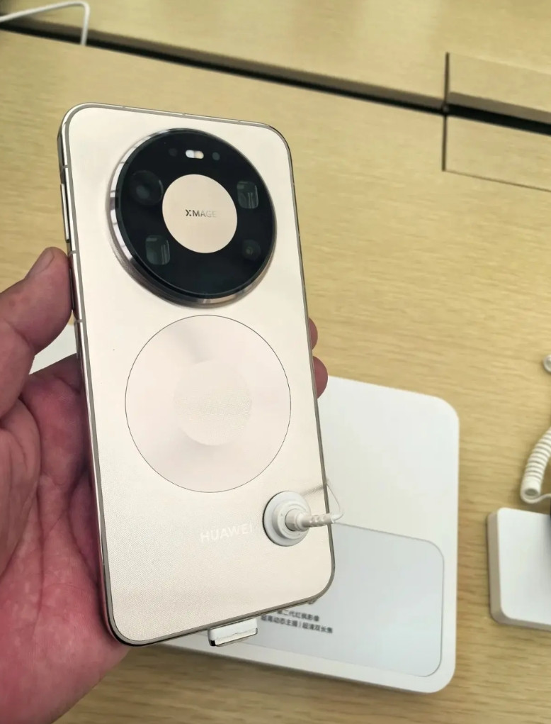 真替华为高兴，一步步从绝境中走出来，芯片从无到有，从有到强，还有些人嘲笑华为ma