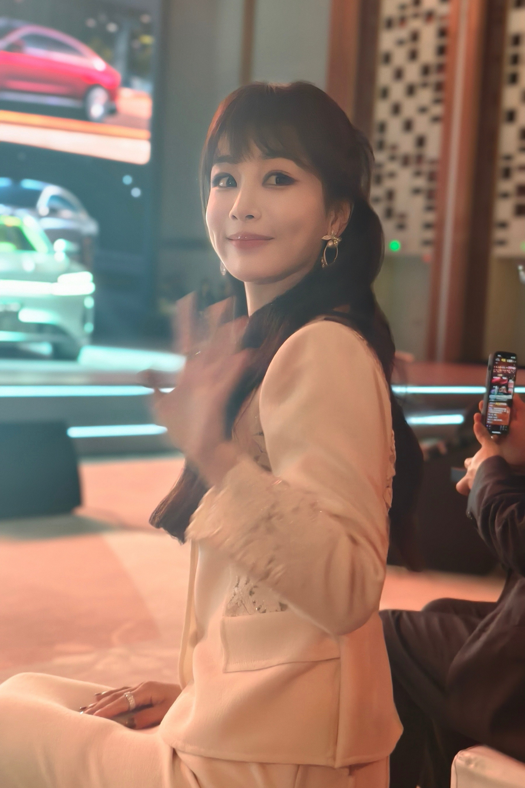 天啦噜完全董竹君啊！！妈咪妈咪～