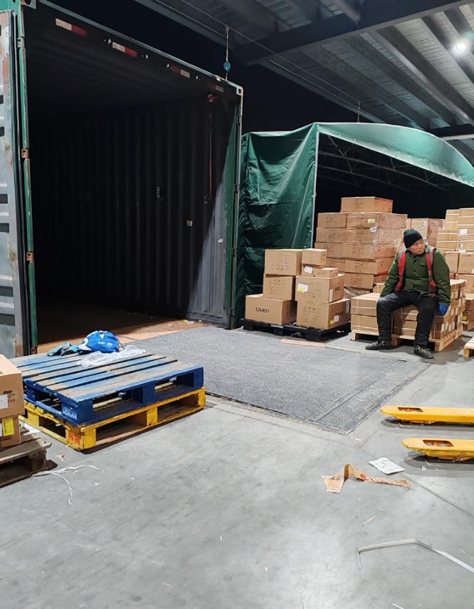 45岁，找不到工作，第一次去电商仓库干日结，那14个小时，我这辈子都忘不了