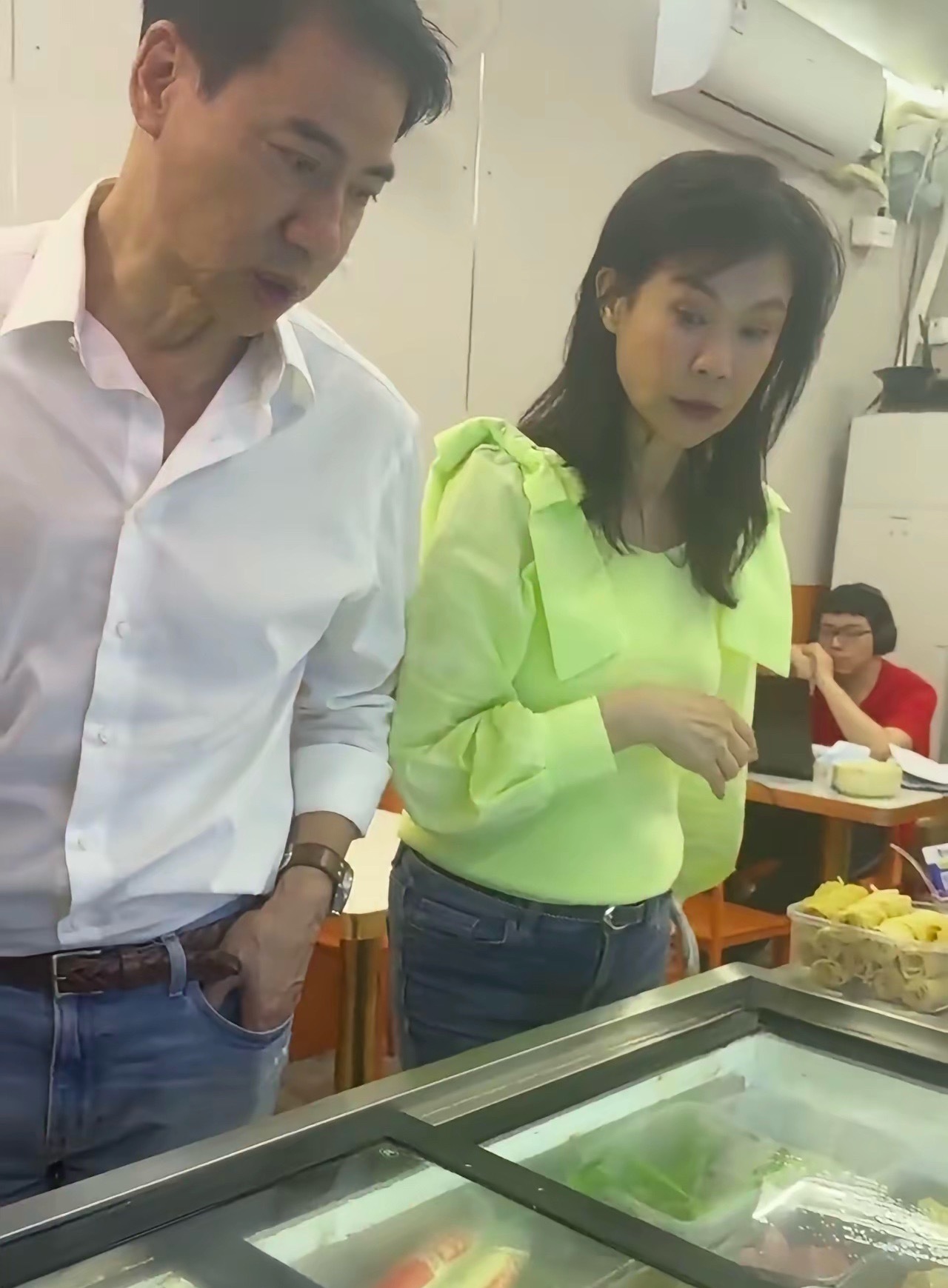 琼瑶阿姨的眼光果然不错。当年的夏婉君62岁了还是这么美​​​