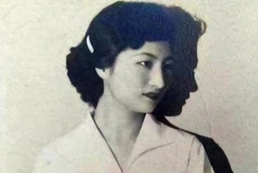 1966年，美国为了暗杀主席，联合老蒋设计出来一个“美人计”，派出了一个培养了十