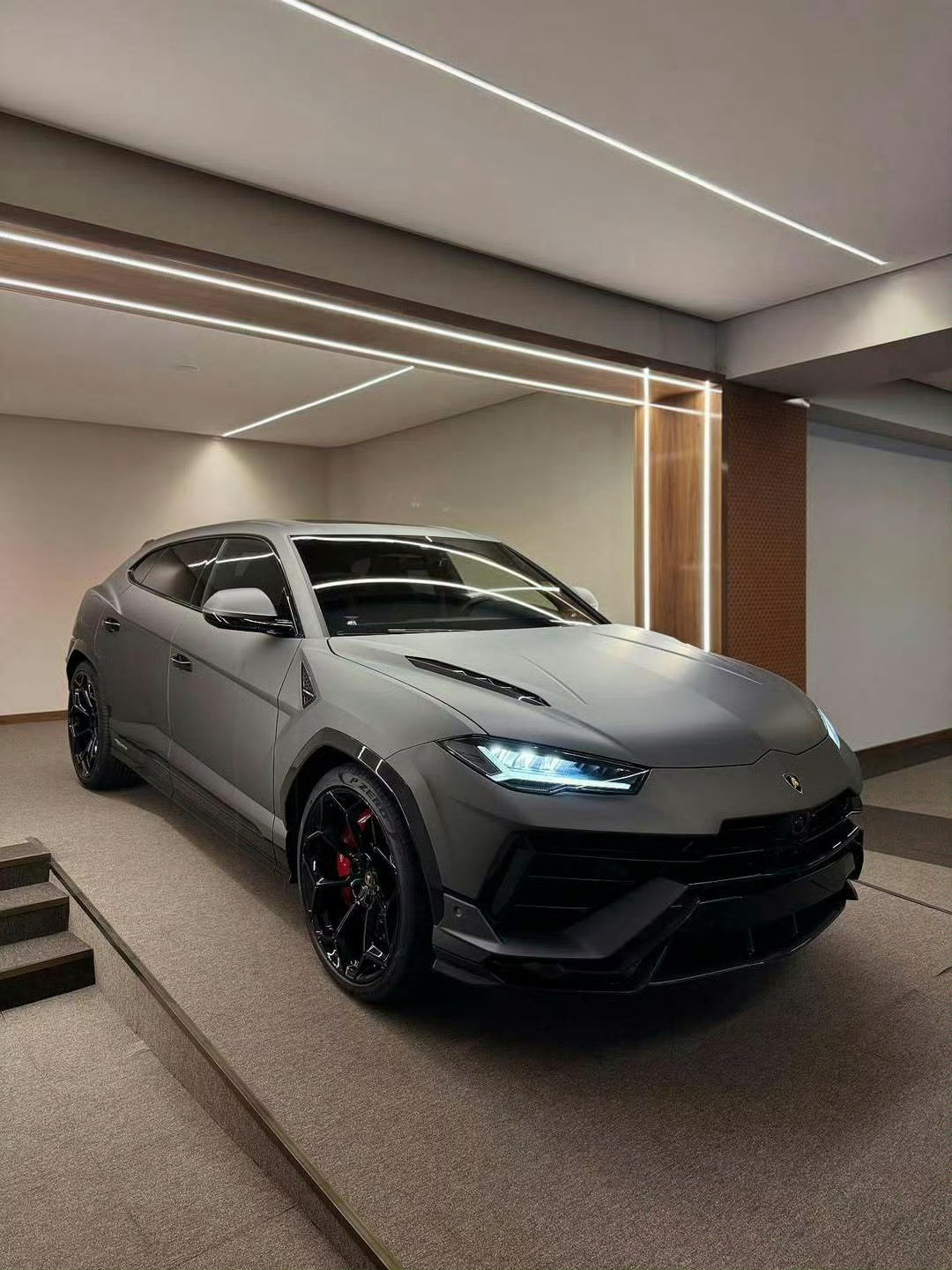 兰博基尼Urus​​​Performante[墨镜][墨镜]​​​
