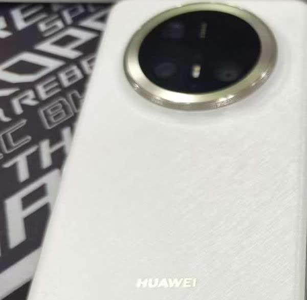 身边一个朋友，是华为真爱粉，刚从华为mate60pro+换到mate70pro+