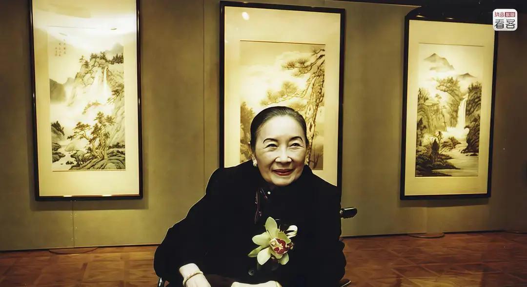 宋美龄活了106岁，然而，长寿从来是双刃剑，因为活得过于长了，晚年的宋美龄眼见身边的爱人、手足、疼爱