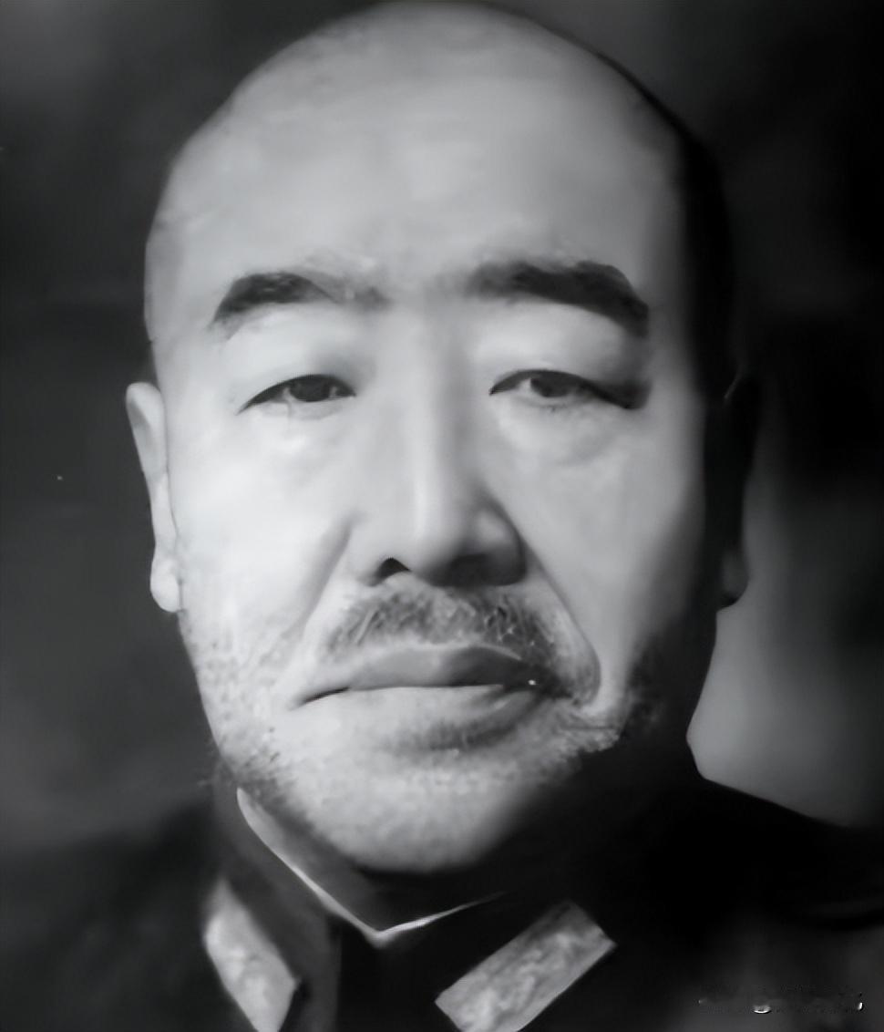 抗战最“豪横”杂牌军！1.3万人扛660挺机枪，硬刚日军精锐却藏着血泪抗战