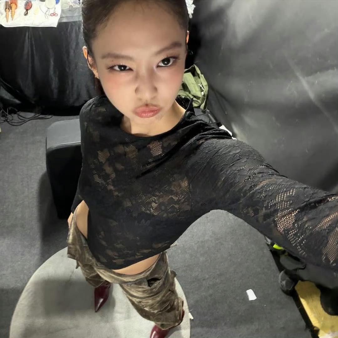 猫儿这个萌😾jennie金珍妮