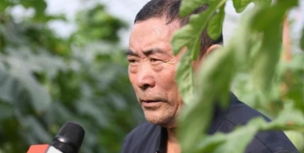 一位没上过大学，连高中都没毕业的黑龙江农民，拒绝300万美元的挖角，攻克了让美国