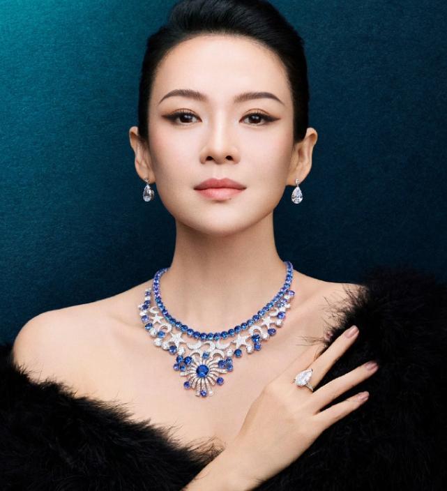 章子怡《酱园弄》虽然扑了但是依旧没耽误她一口气拿下蒂芙尼和积家两个全球代言人，