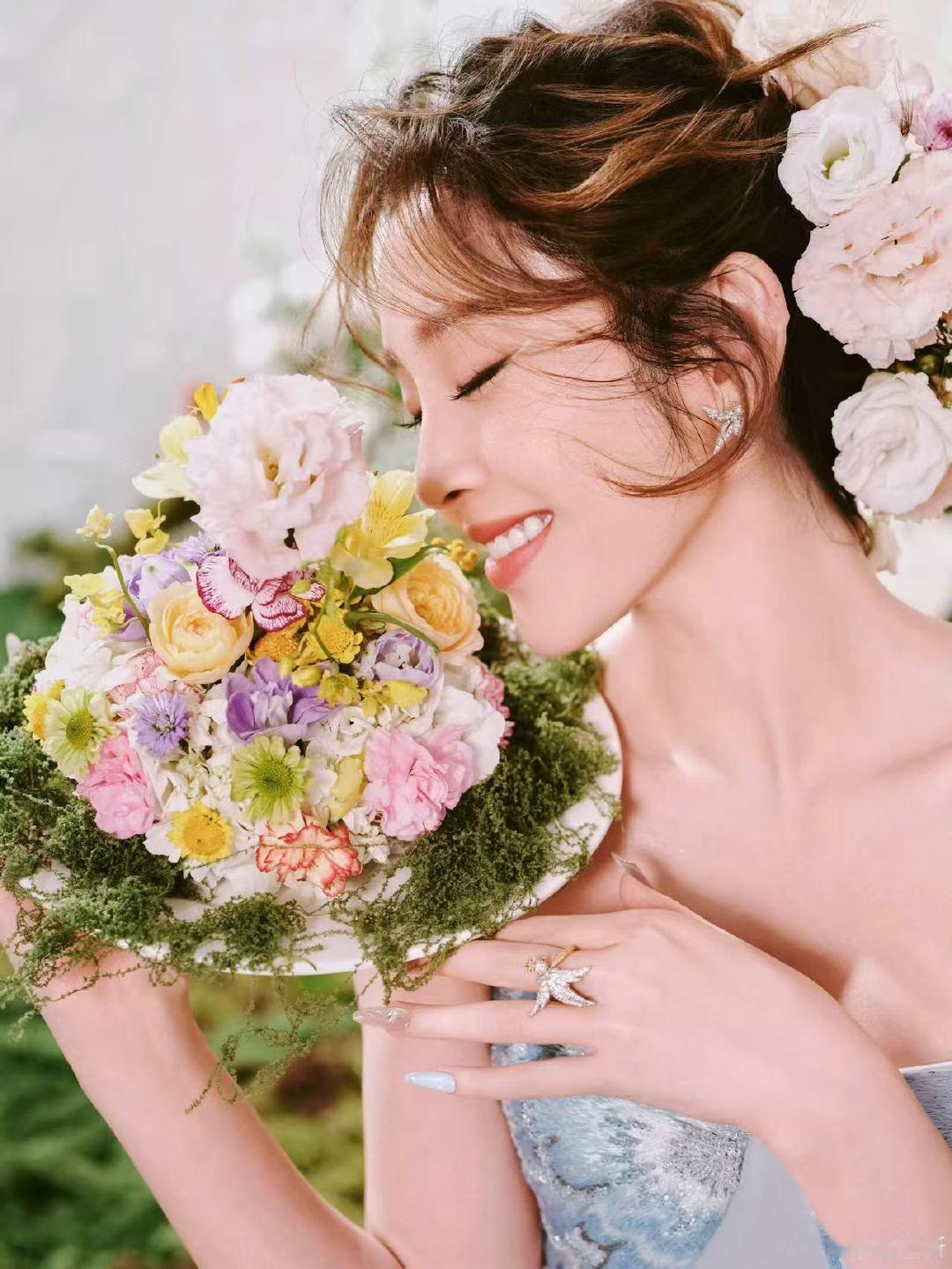 唐艺昕38岁生日写真唐艺昕38岁庆生照唐艺昕38岁生日写真唐艺昕