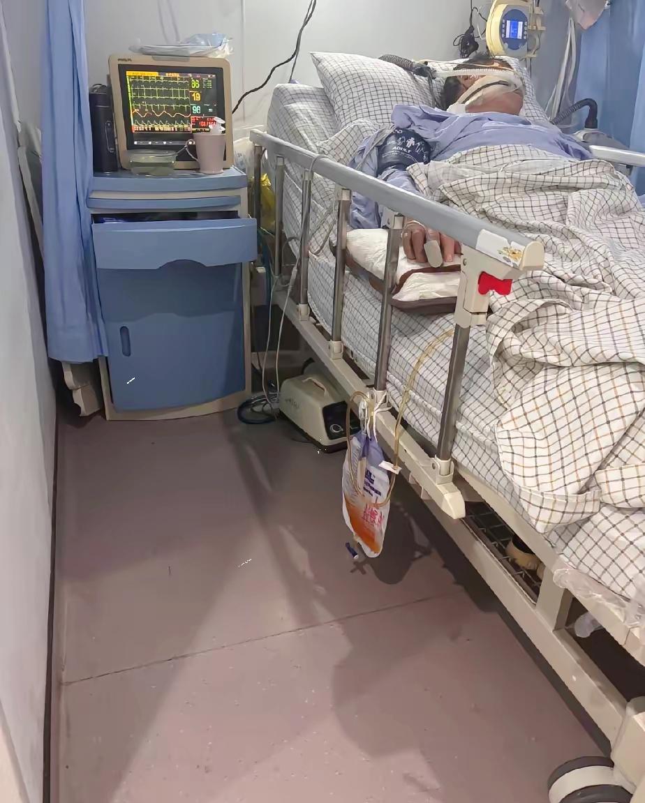 只要得了脑梗，人也就没啥价值了。​我二叔，今年58，去年冬天半夜起来上厕所，栽