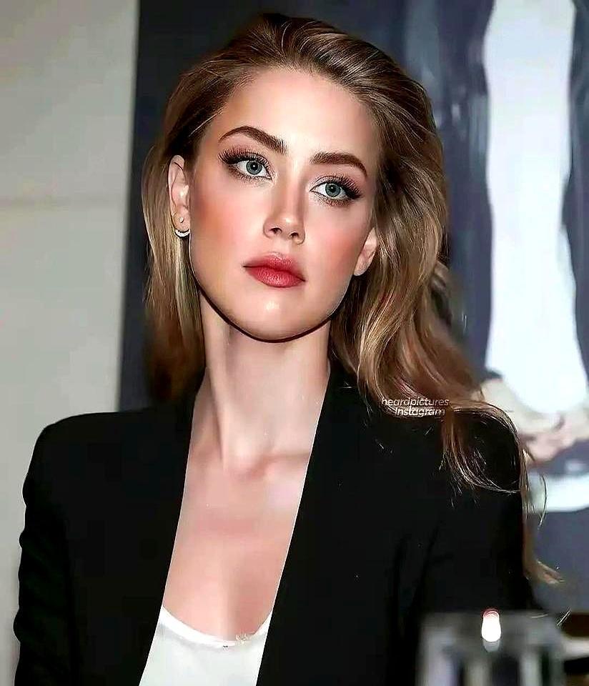 马斯克砸钱力保也没用。《海王2》砍掉了艾梅柏·希尔德19分钟戏份，只让她在银幕