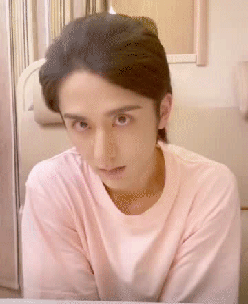 我好像穿越回耽改还没殉光渊还没抬的时候了🌚​​​