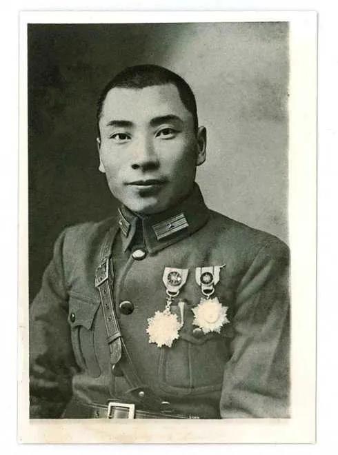 王仲廉因救援整编第66师不力要被枪决，老领导汤恩伯奔走营救，蒋介石对此十分生气，