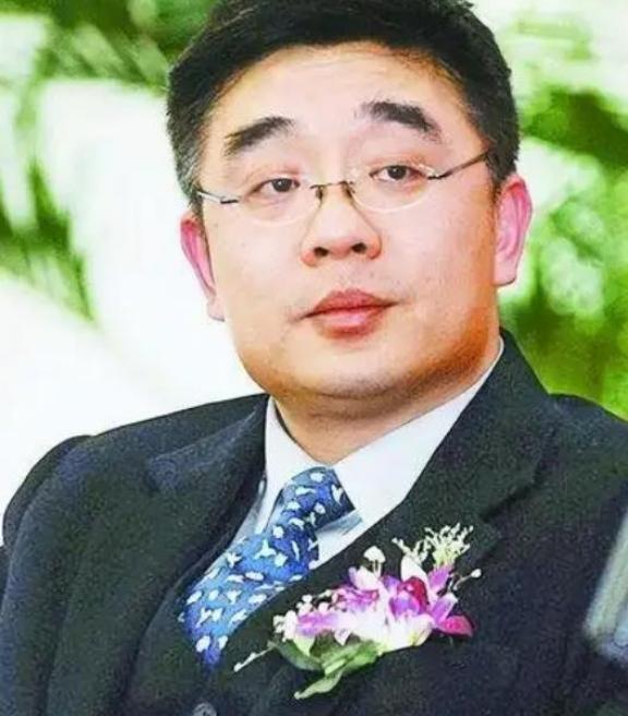 复旦大学钱文忠教授，曾经撕开了中国社会当下最大的遮羞布，振聋发聩！他说：“我们的