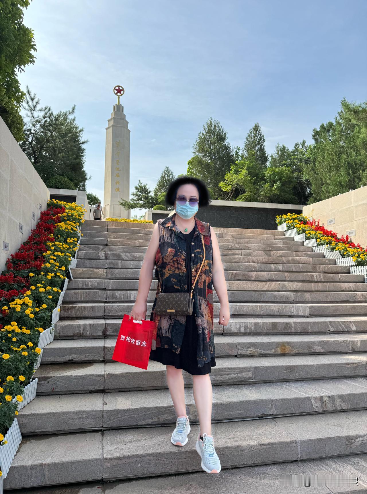 人在什么情况下才能大彻大悟？一、在你落魄低谷、无人帮扶的时候人顺风顺水时，身