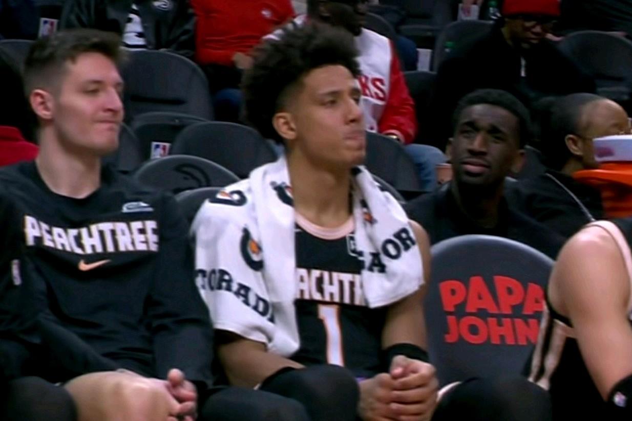 我发现nba一个最尴尬的神奇现象：老鹰简直太神奇了，没有卖特雷杨之前，约翰逊带领