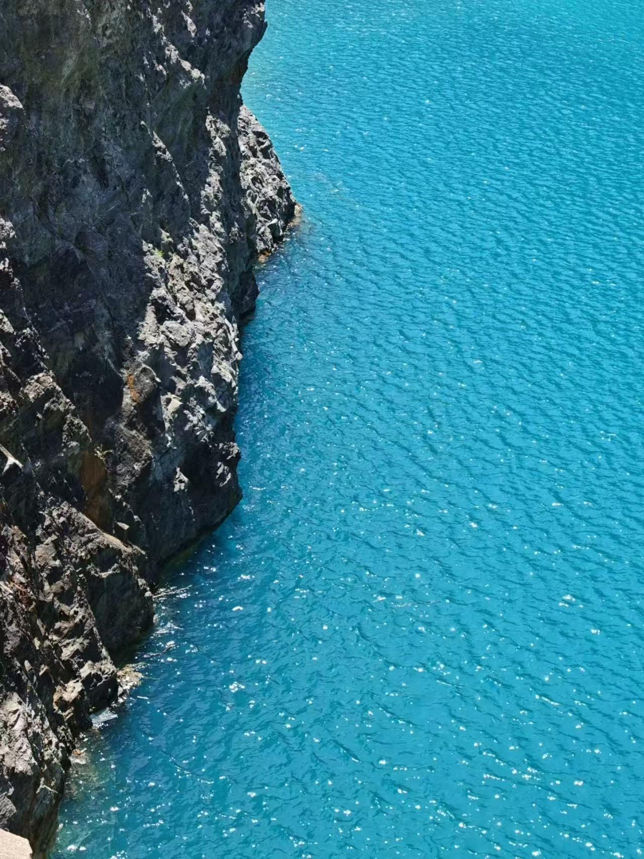 江苏镇江旅游，江小蓝湖💙蓝宝石秘境攻略！📍镇江句容老伏牛村（小蓝湖）⏰游