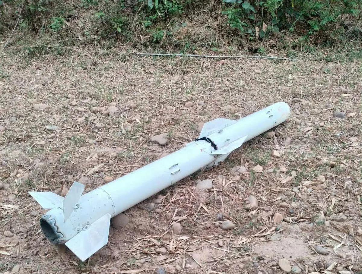 印度在其境内大规模搜索霹雳15E的残骸，霹雳15E面临泄密风险？从公布的照片来