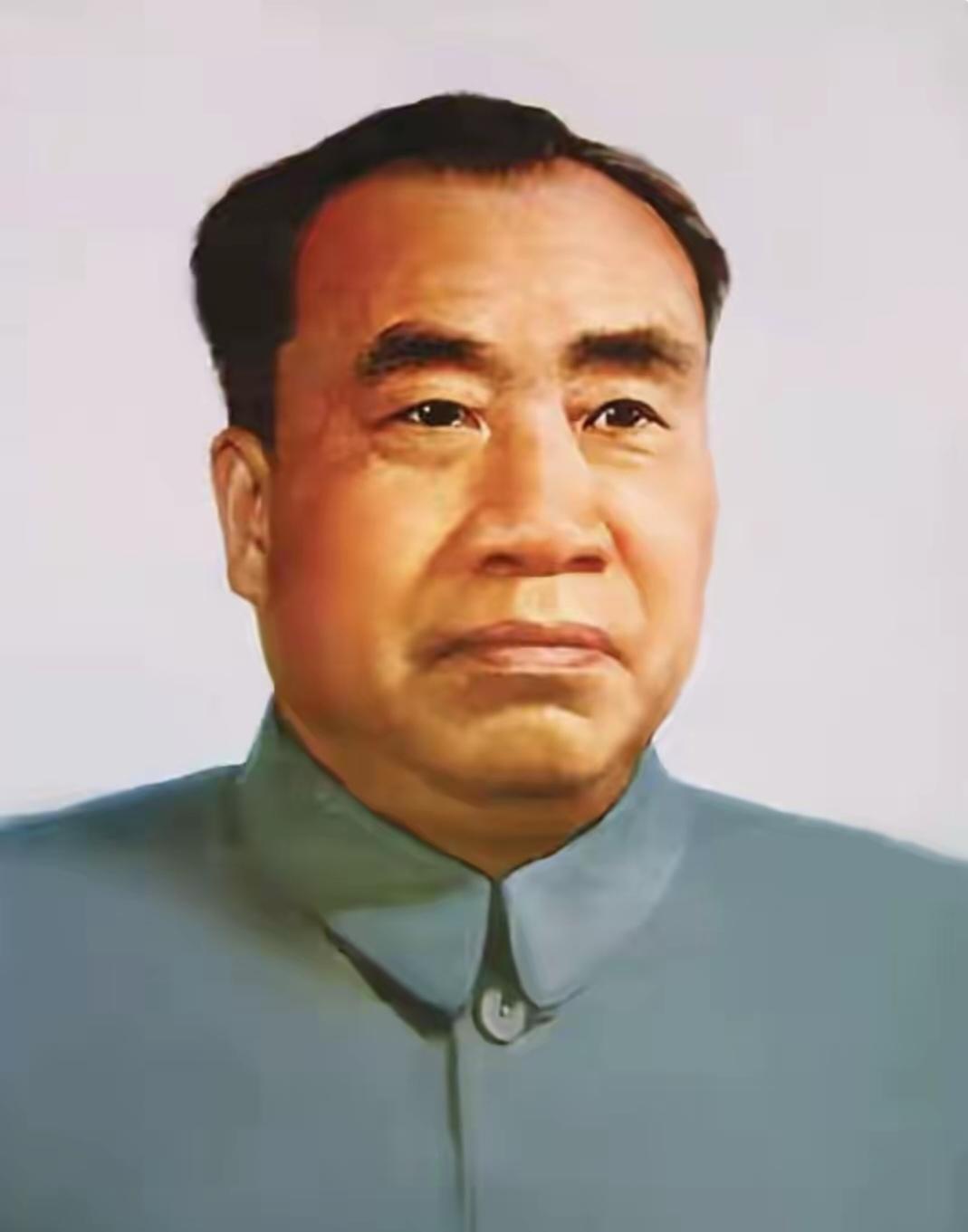 朱德委员长说:“中国过去有很多领袖人物，都不能解决问题，只有毛主席才是中国人民