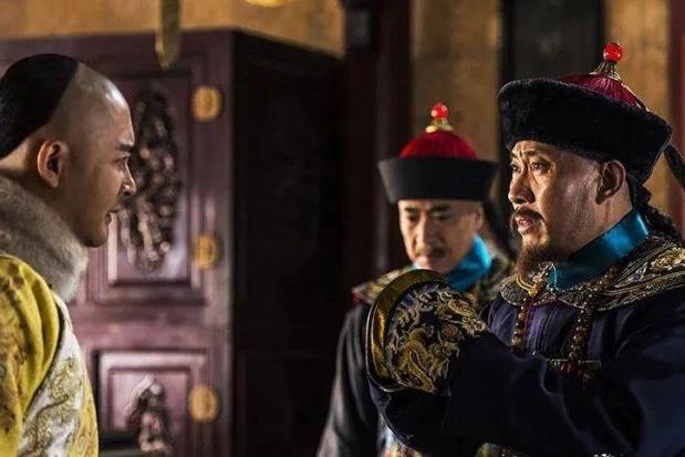 1722年，雍正刚坐上皇位，就做了一件让满朝文武目瞪口呆的事。他把一批才干出