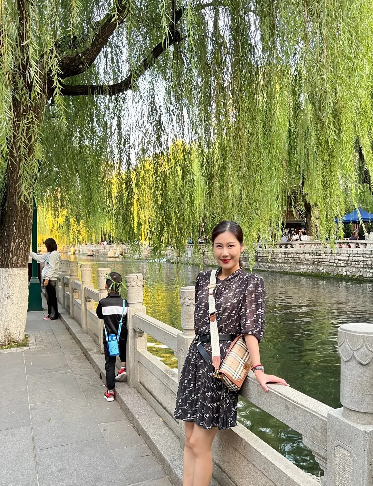 上了年纪了是不是都是分床睡有个姐妹和老公约定分房睡，互不干扰，家里像舍友，除了