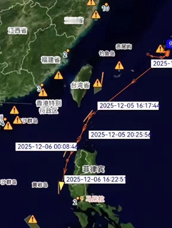 乱成一锅粥了！12月5号，美国海军“黎波里”号两栖攻击舰带着一帮军舰，大摇大