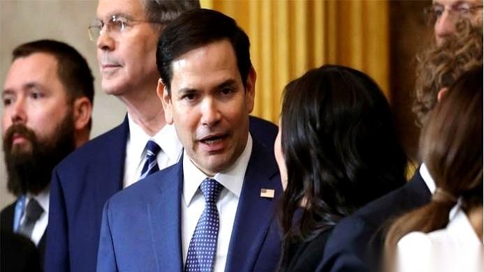 美国人自己说了个大实话，差点把我笑死。有人问他为啥不制裁我们买俄罗斯石油？国