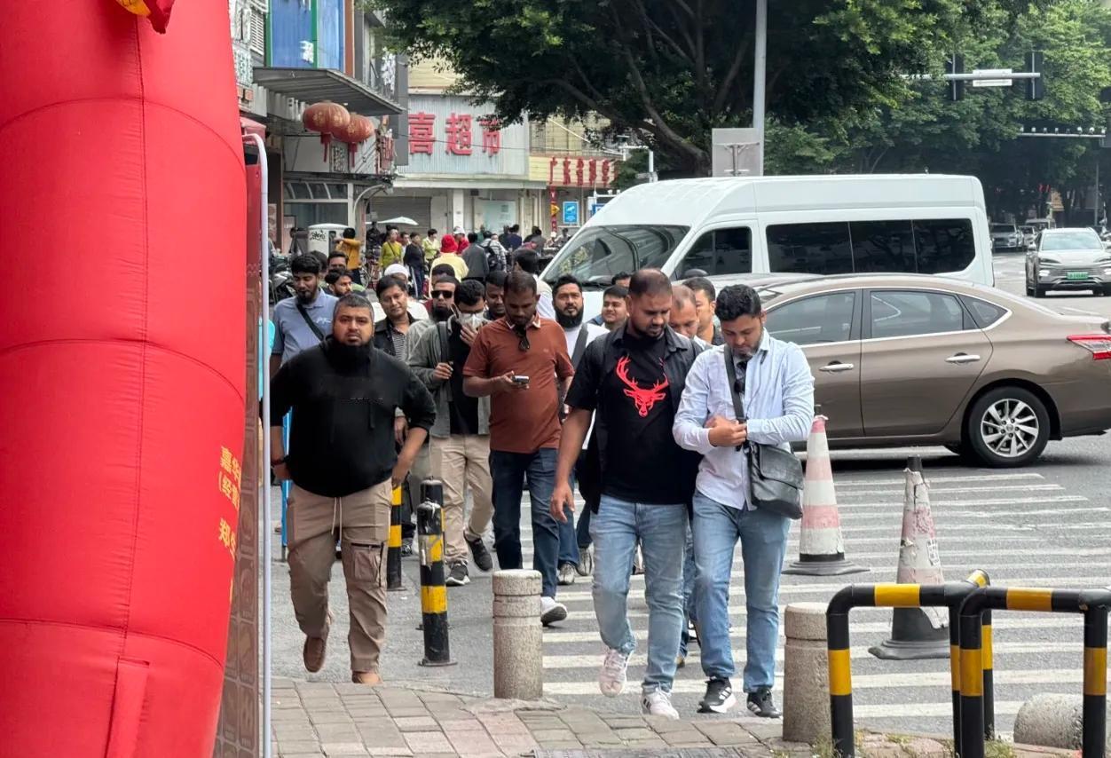 ：别急着叫好！民间“四不规矩”藏着更大隐患我翻了近期全部舆情细节，发现大家