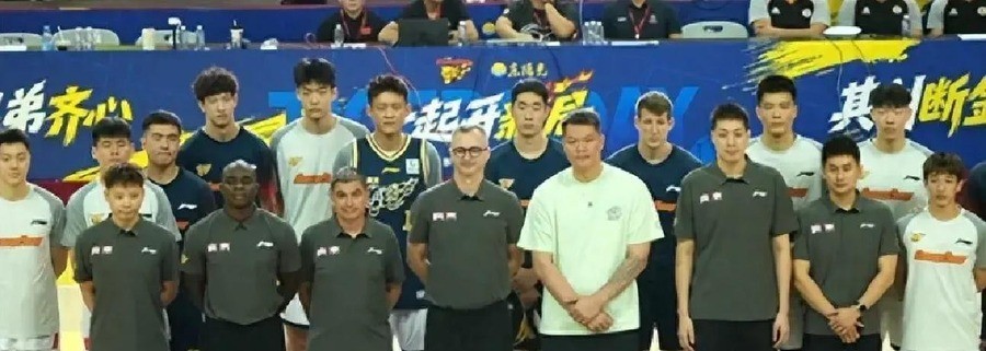 7年主力前锋体测补考才过关，任骏飞编制在广工却回宏远带队，广东旧将李奕臻到NBL直接当核心，宏远锋线