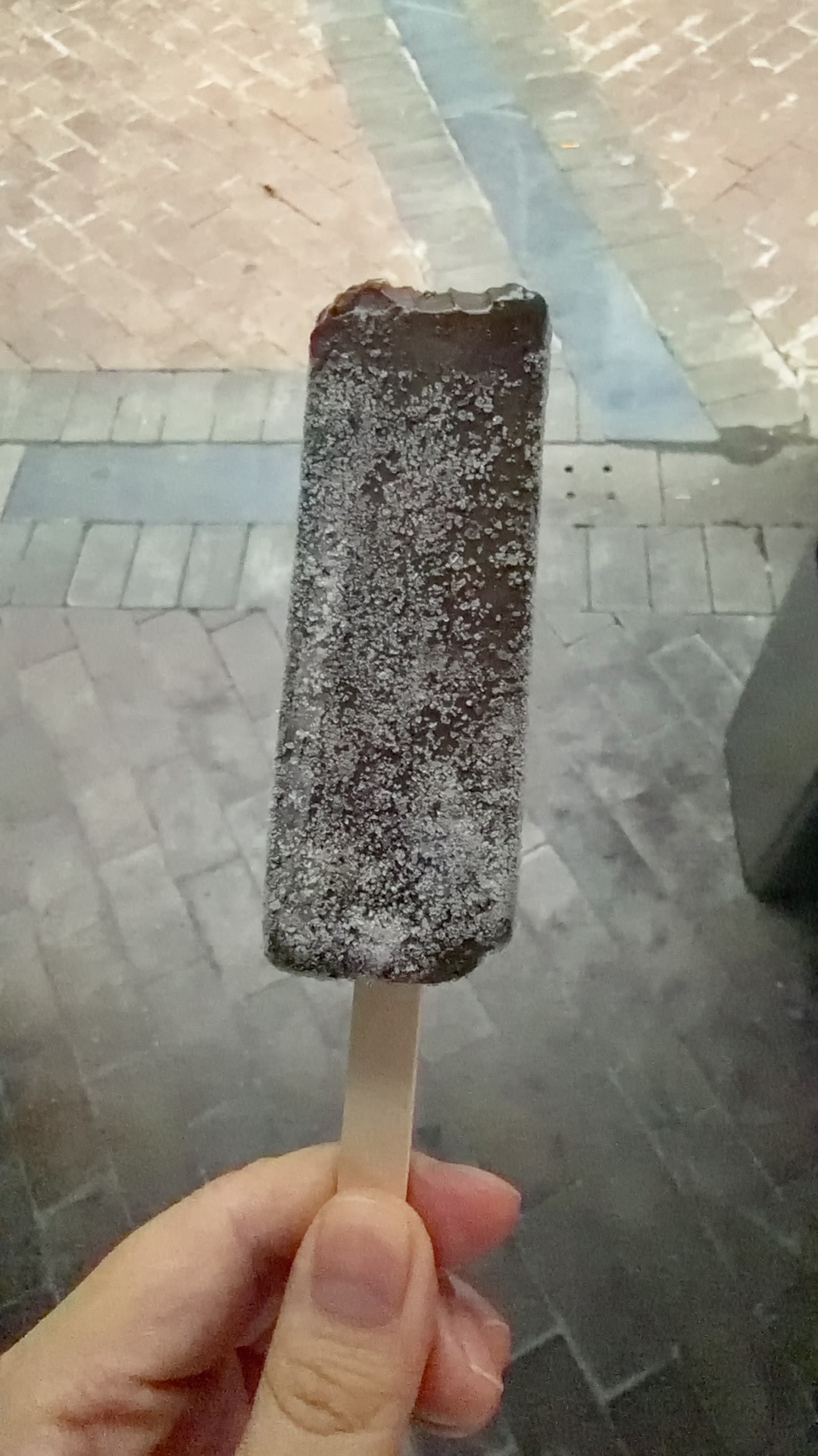 和我命差不多苦。​​​