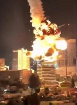 8号晚上，伊朗直接端上硬菜，伊斯兰革命卫队启动“真实承诺4”的第30轮行动，这次