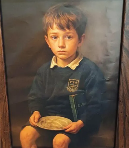 艺术家偷偷在英国博物馆展出AI绘画, 数百人观赏却没人发现不妥