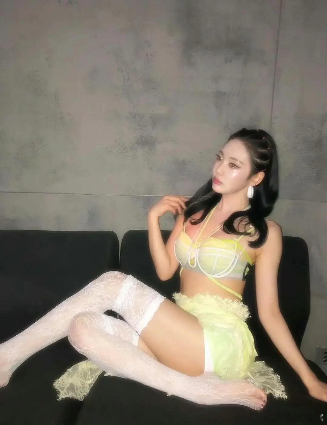 看宁艺卓擦边都有点儿心累