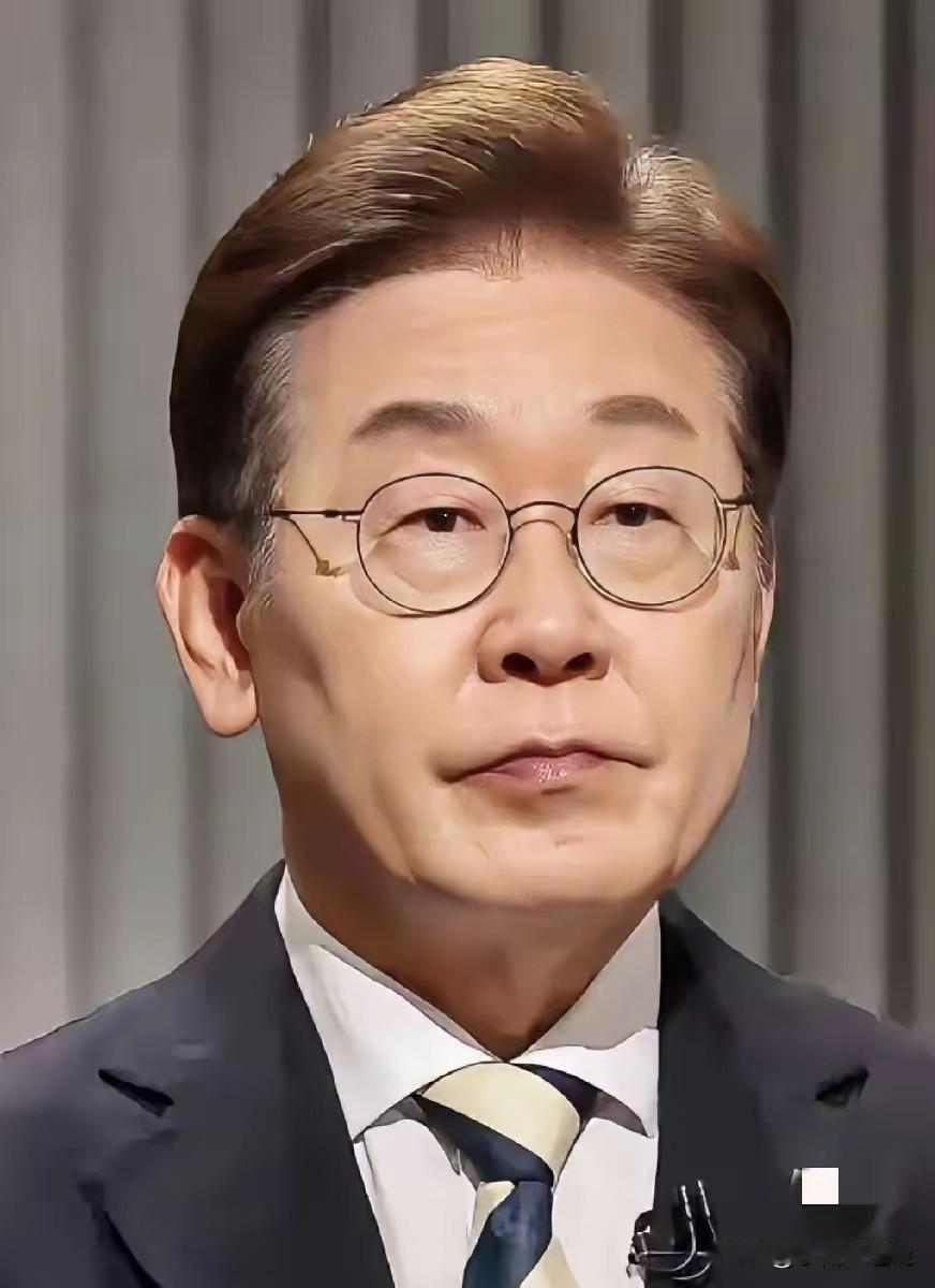 就在刚刚韩国突然宣布9月4日韩国财政部直接把中国单模光纤按在地上摩擦：从