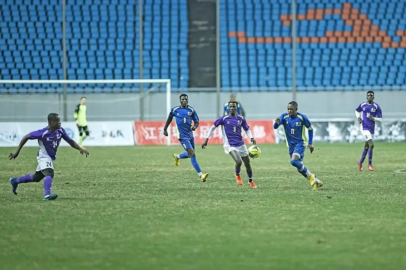 要说最看好苏超哪支球队的未来发展，我挺看好南京队。今年他们直接请来了“亚洲第一女