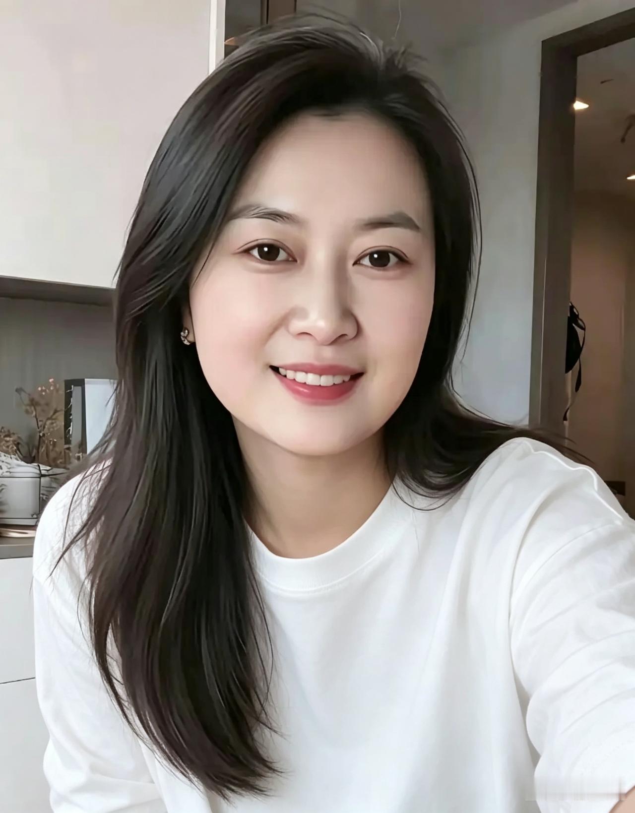笑靥如花，岁月静好。三美女那位漂亮你说: