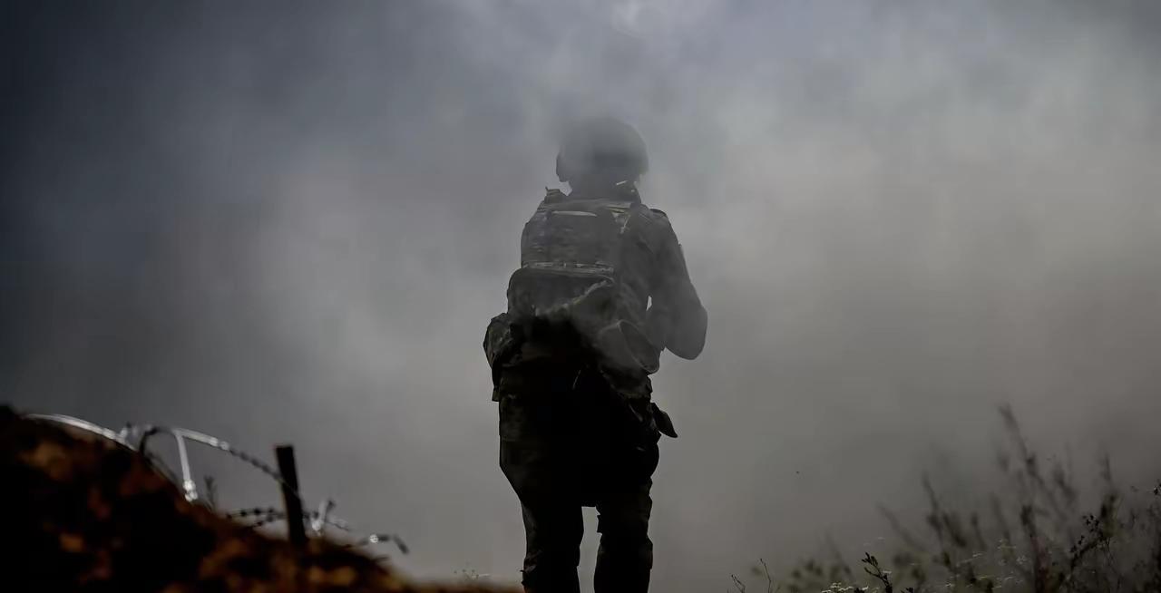 ​俄乌双方每次激战之后都是形成惨烈地现象，为此伤亡和阵亡士兵的遗体已经成了一个巨