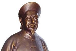 左宗棠是众所周知的新疆收复功臣，然而实际上，在战争时期，他一直在甘肃肃州（现称酒