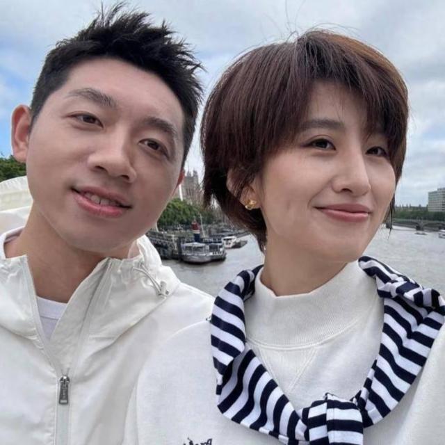 藏不住了！许昕妻子家世曝光，娶沪上富家千金，儿女双全太幸福原来奥运冠军许昕